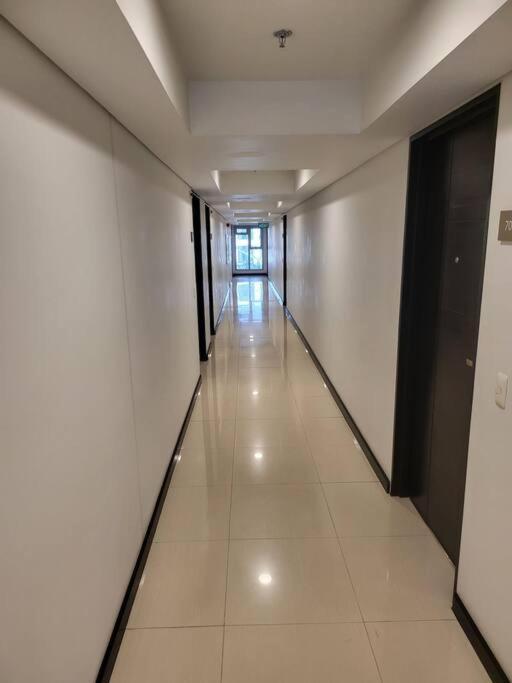 Luxury @ Bgc Sleeps 6 Comfortably Fast Wifi Pool! Διαμέρισμα Μανίλα Εξωτερικό φωτογραφία